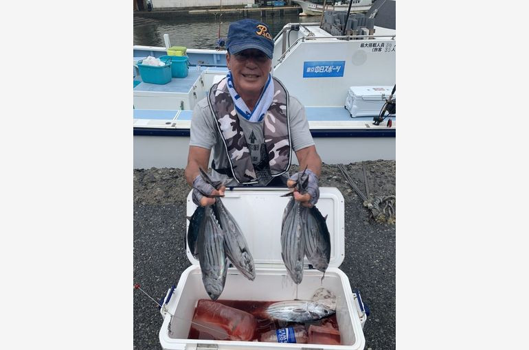 ９月１０日（木）　キハダ＆カツオ　　晴れのち曇り・凪