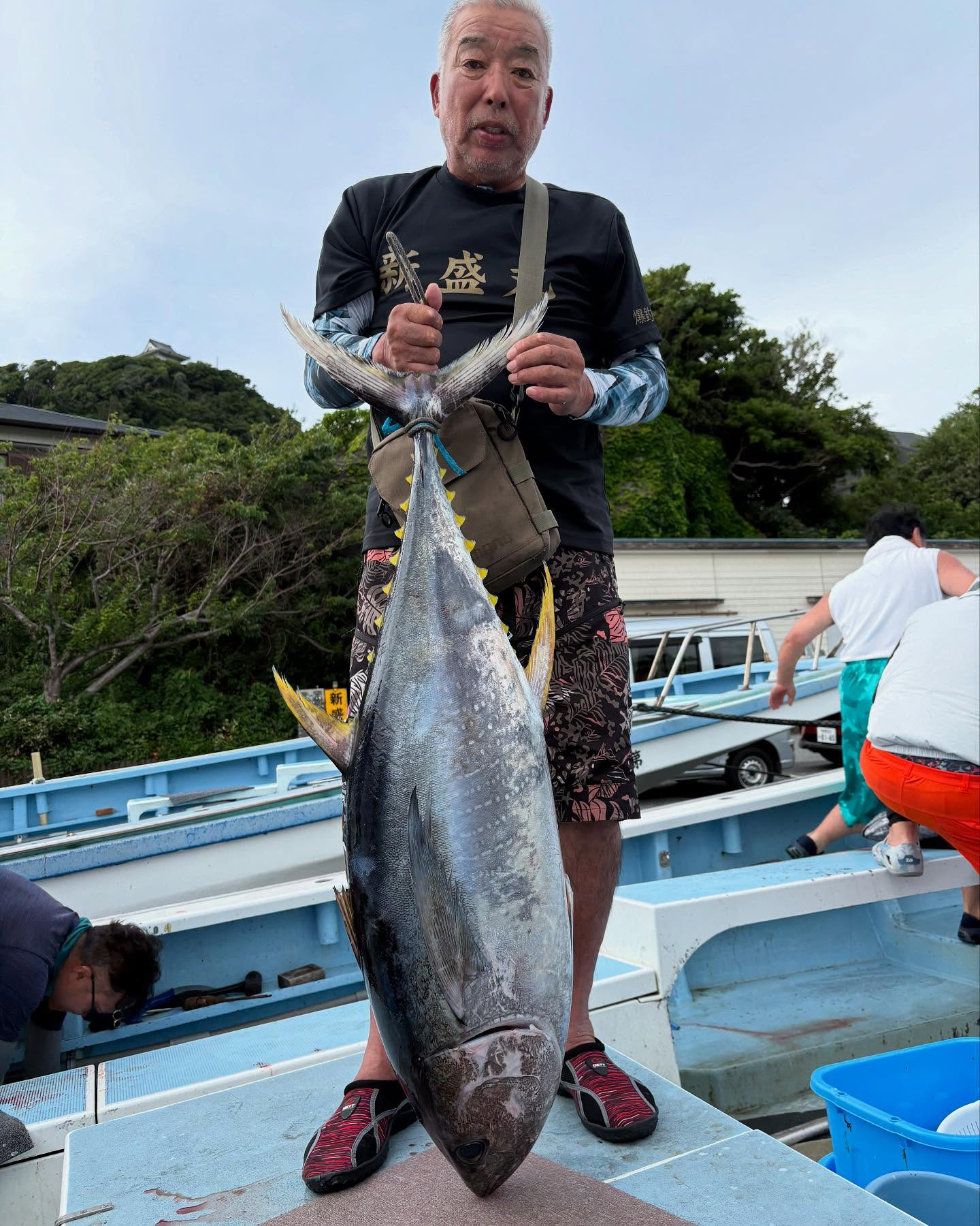 フカセのキハダマグロ船