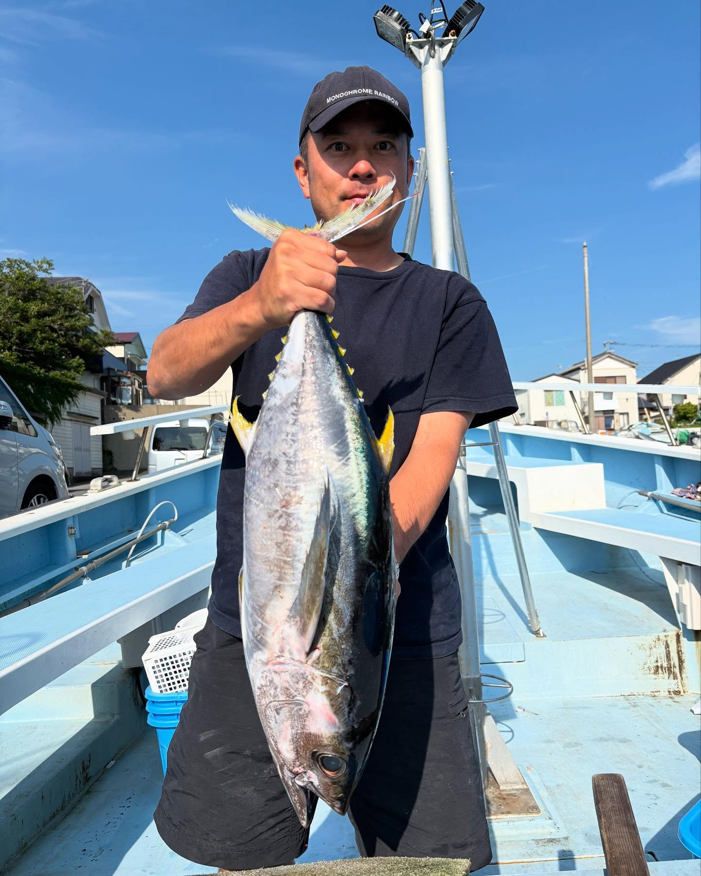 アジイサキ船とキハダマグロ船