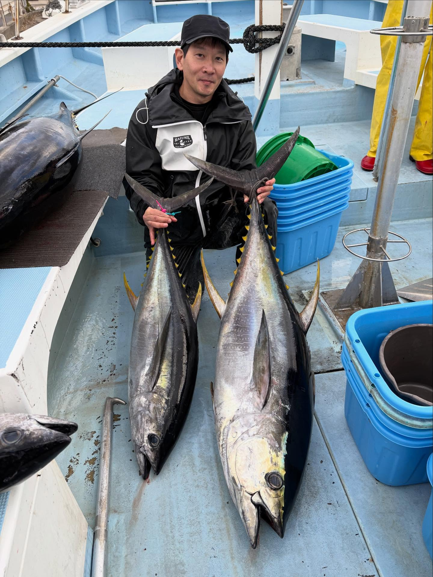 キハダマグロ船