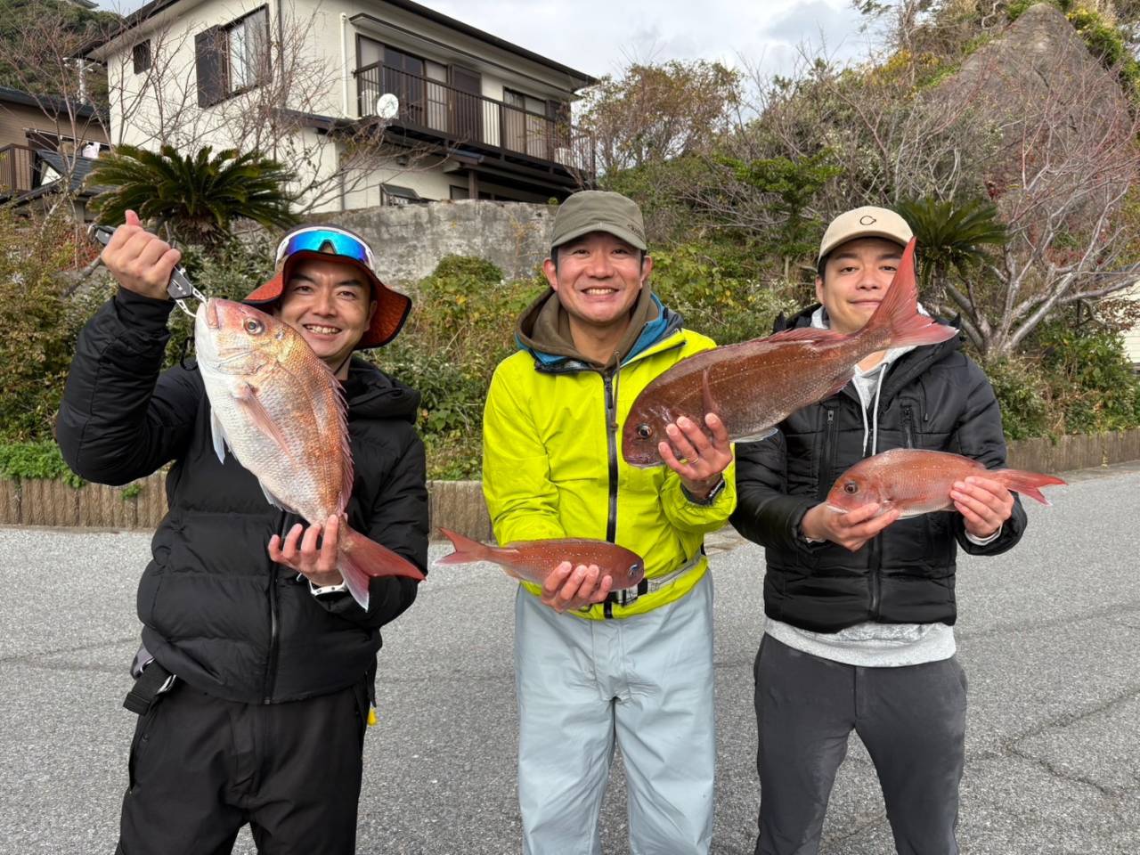 １１月２７日（木）スルメイカ/ヤリイカ/マダイ