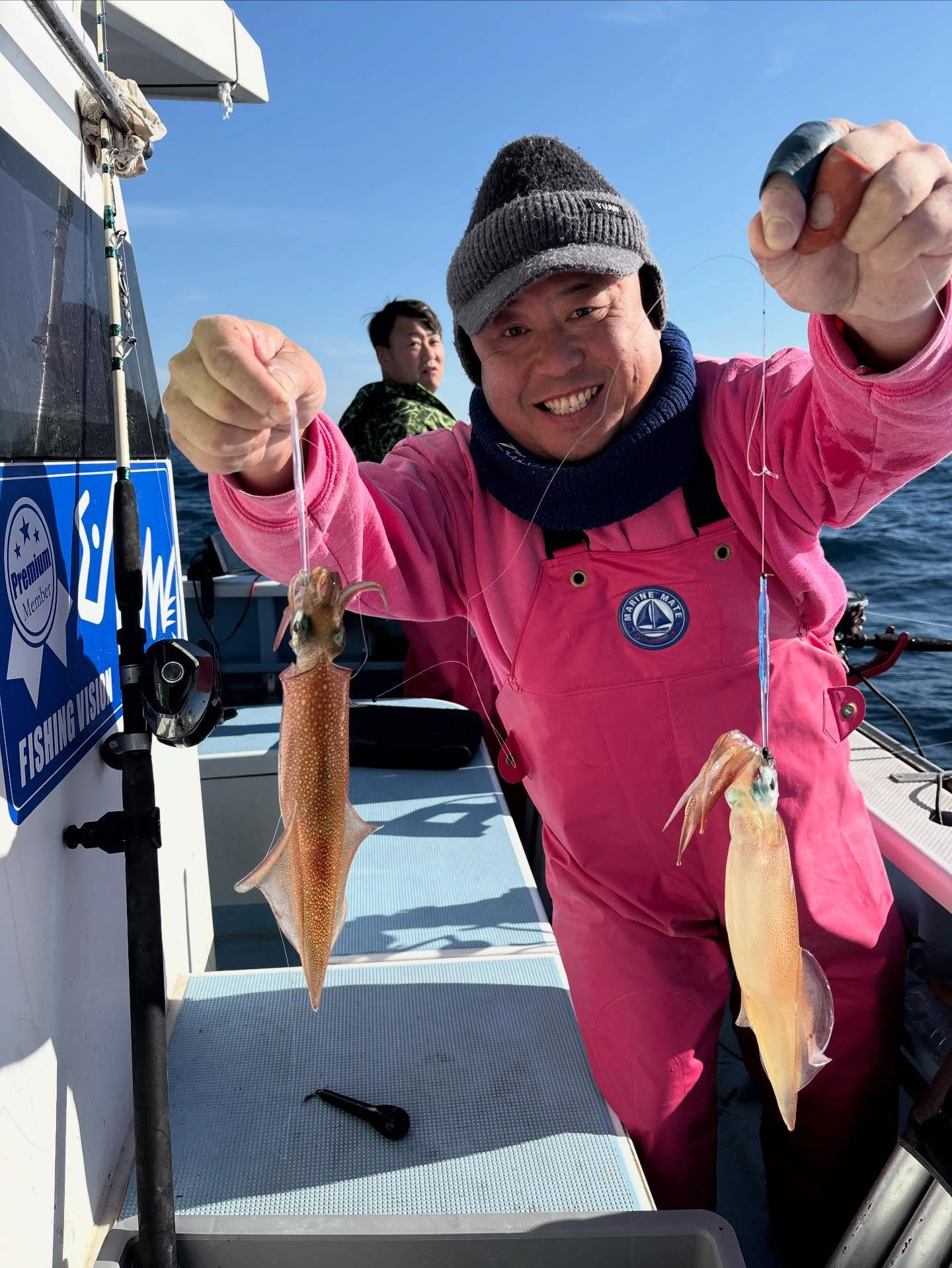 ヤリイカ船とマダイ五目船