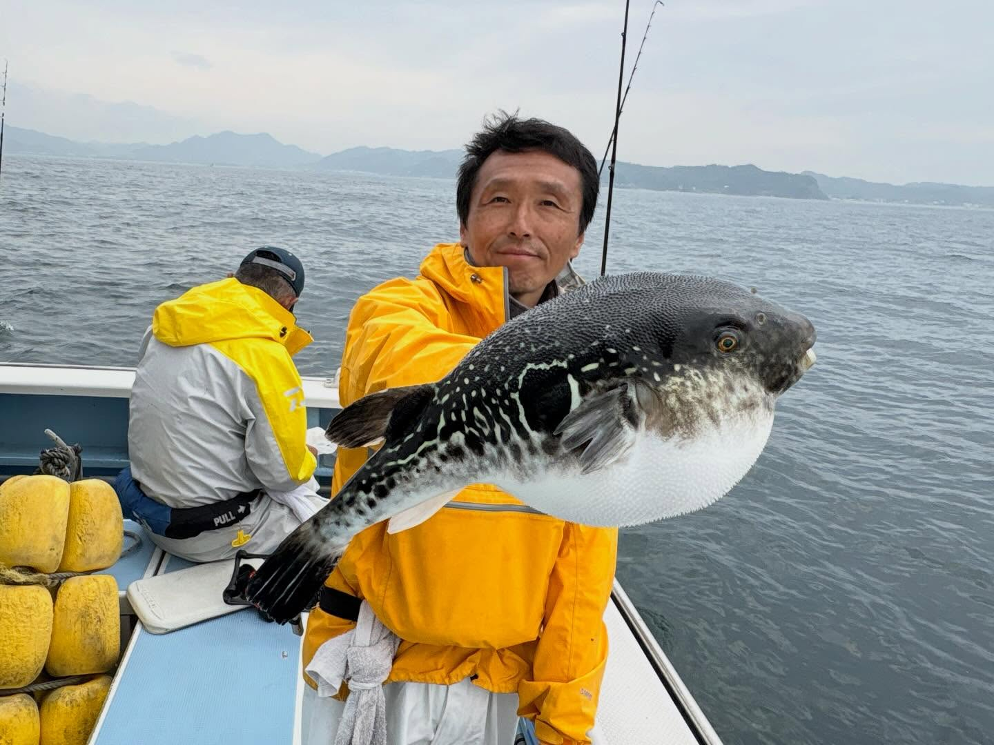 マダイ船とトラフグ船