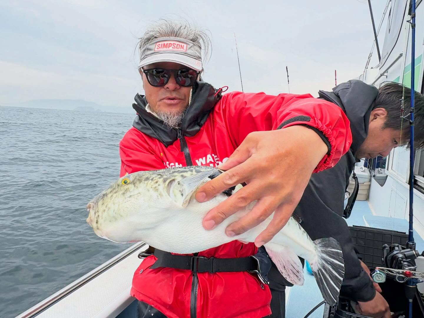 マダイ船とトラフグ船