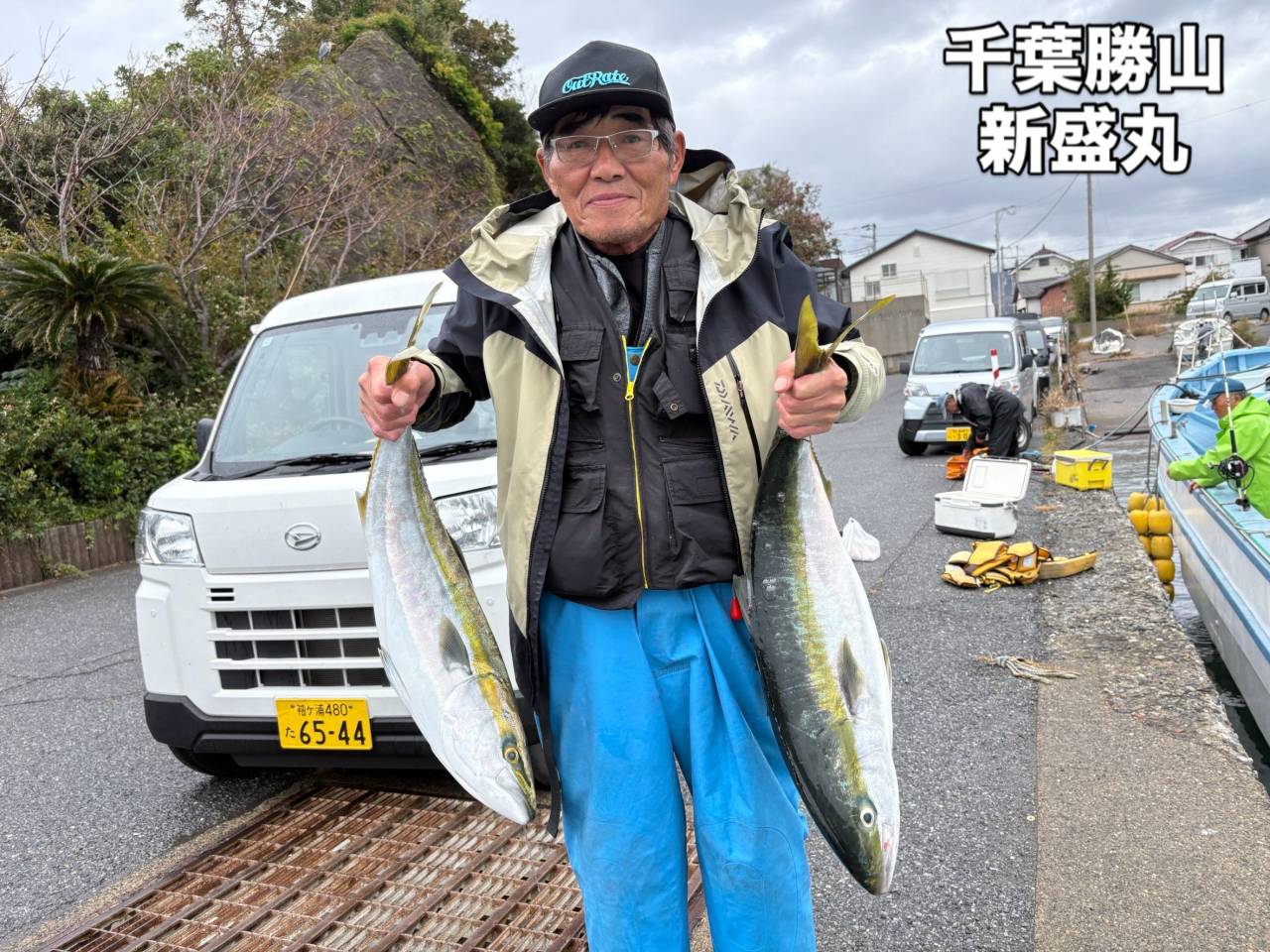 ワラサ船とキハダ船